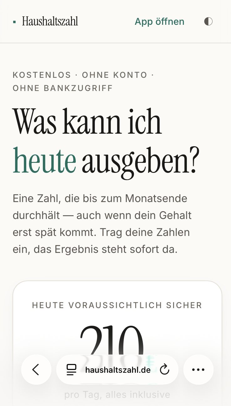 Safari auf dem iPhone mit der geöffneten Seite haushaltszahl.de. Am unteren Rand die Safari-Leiste mit der Adresse und einem Knopf aus drei Punkten.